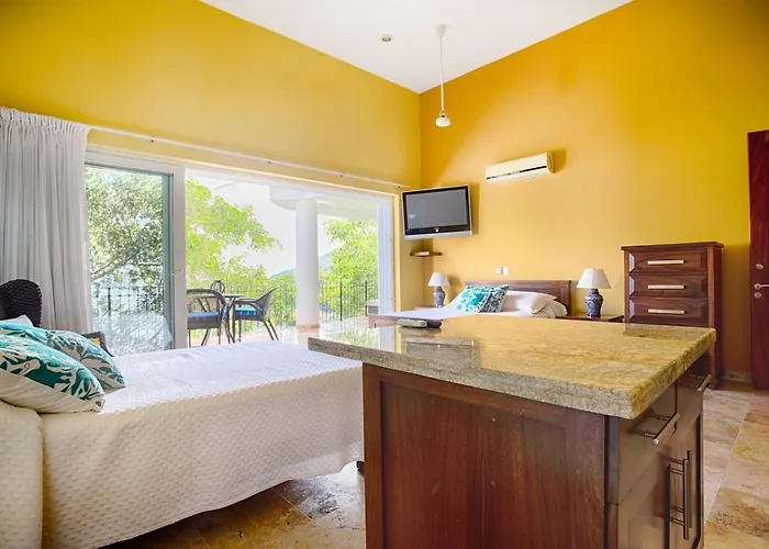 Amazing View To Los Arcos -4 Bedroom Villa